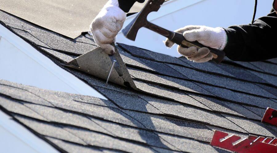 Expert Emergency Roof Repairs services in East Lynn, IL